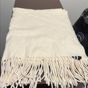 Vintage Saks 5th Ave black label scarf